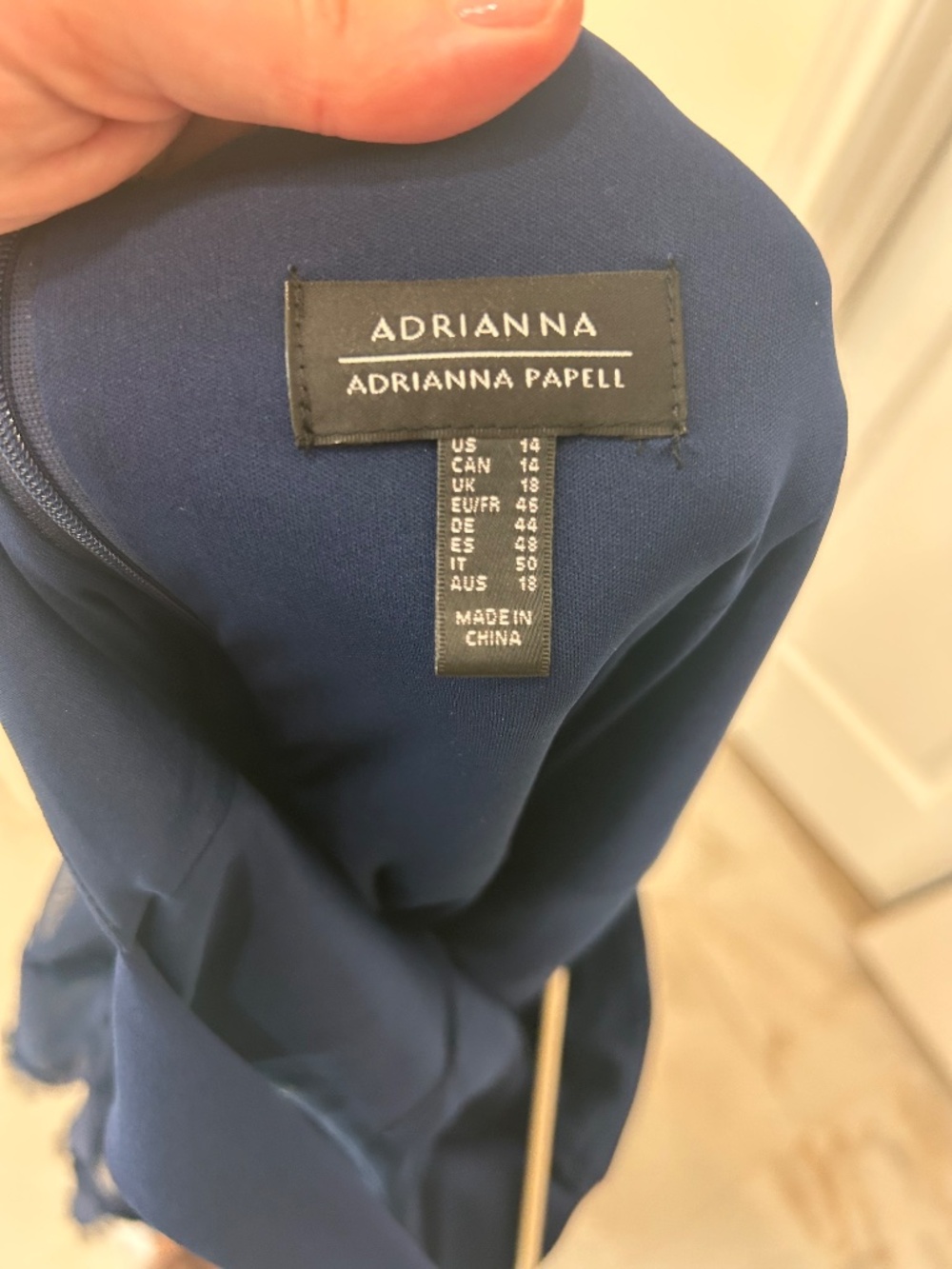 Dress - Picture 3 of 4